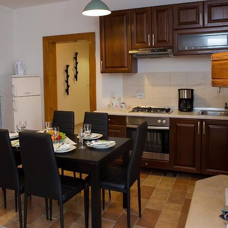 Apartman Girasol Pula Apartment Exterior photo